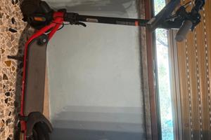 Monopattino Elettrico usato poche volte