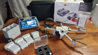Drone DJI Mini 4 PRO Fly More Combo