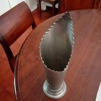 Vasetto o portagrissini in peltro