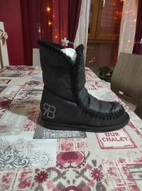stivali tipo ugg Abbigliamento e Accessori In vendita a Treviso
