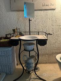 Toilette da camera antica