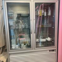 Vetrina pasticceria Samoeido/Silfer