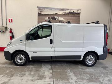 RENAULT Trafic T27 2.0 dCi/115 KM 65000 REALI
