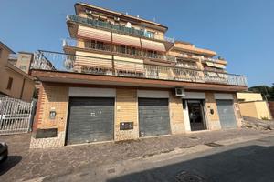 Fidene - locale commerciale