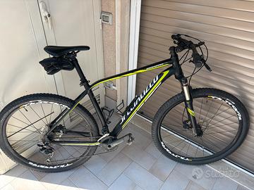Bicicletta MTB Specialized Rockhopper 29