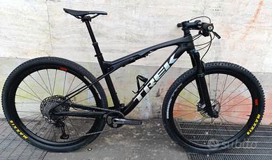 MTB Full Trek Supercaliber Shimano XTR Ruote carb.
