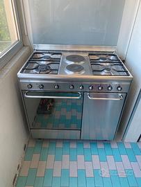 Stufa a gas SMEG