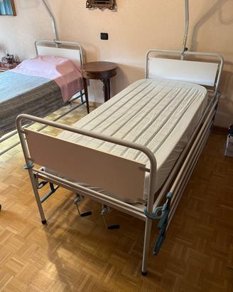 Letti ortopedici con sponde anticaduta