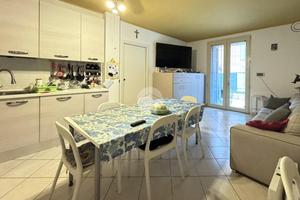 3 LOCALI A CASTELLUCCHIO