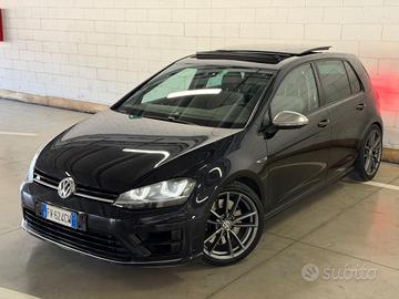 Volkswagen Golf R 2.0 5p.
