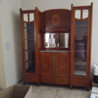 mobile vetrina liberty