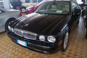 Jaguar XJ 4.2 V8 cat Executive