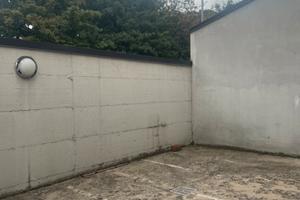 Posti moto in cortile condominiale