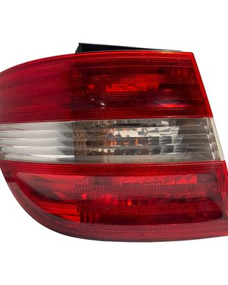 FANALE POSTERIORE ESTERNO SINISTRO MERCEDES CLASSE