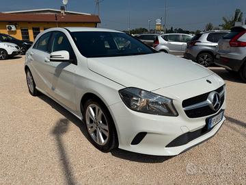 Mercedes-benz A 180 d Premium