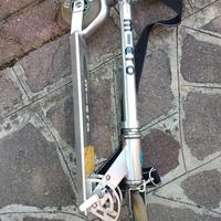 MONOPATTINO PIEGHEVOLE IN ALLUMINIO MICRO