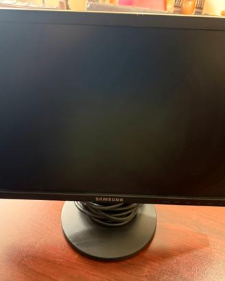 Monitor PC Samsung SyncMaster 943NW – 19" LCD