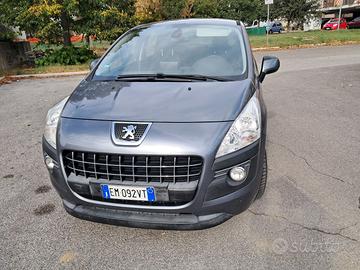 PEUGEOT SUV 3008