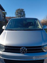 VOLKSWAGEN Multivan T5