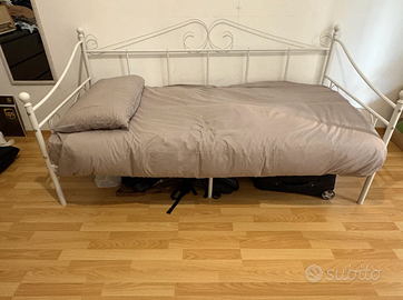Letto singolo / divano letto in ferro bianco stile