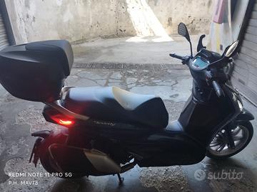 Piaggio Beverly 400cc