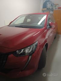 autovettura peugeot 208