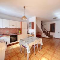 VILLA A SCHIERA A ANZIO