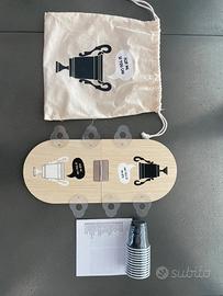 Gioco alcolico beer pong