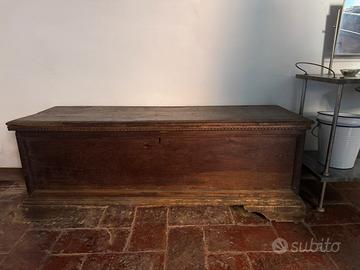 Mobili in legno massello