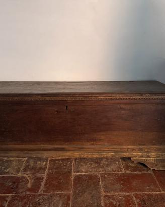 Mobili in legno massello
