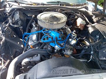 Ford thunderbird  v8
