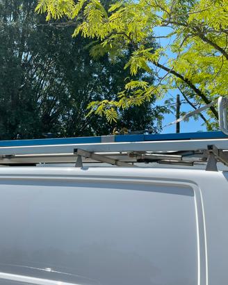 Porta scale Rekar servoassistito