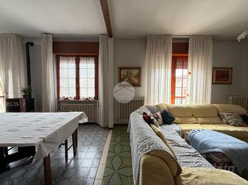 3 LOCALI A MAIRANO