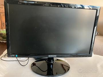 Monitor TV LG  -Modello: LG 26LH2000