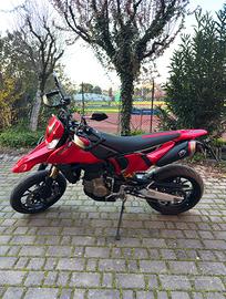 Hypermotard 698 mono 900km