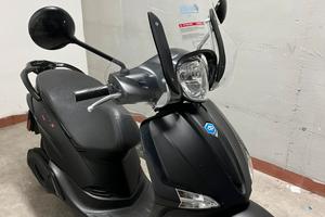 Liberty 125 ABS sport