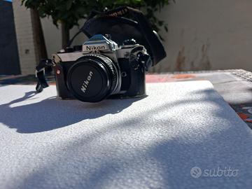 Nikon FE Reflex