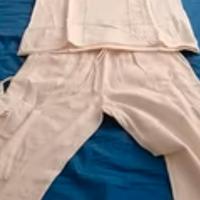 Abito completo in lino bianco da uomo