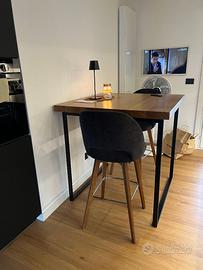 Tavolo snack cucina in rovere e acciaio