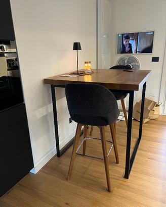 Tavolo snack cucina in rovere e acciaio