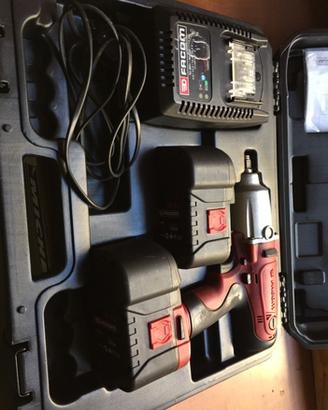 Avvitatore pneumatico a batteria