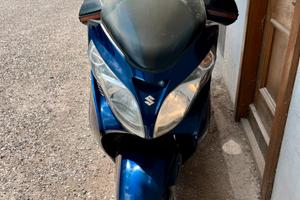 Scooter Suzuki Burgman 400cc