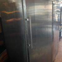 Congelatore professionale Liebherr in acciaio inox