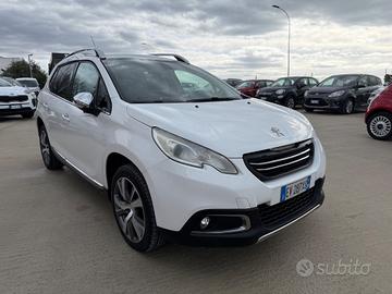Peugeot 2008 1.6 e-HDi 115 CV Stop&Start Féline