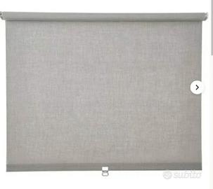 Tenda a rullo LÅNGDANS di IKEA.