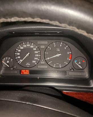 Bmw 730i v8 