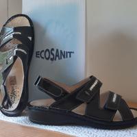 Calzature sanitarie per donna "Ecosanit"