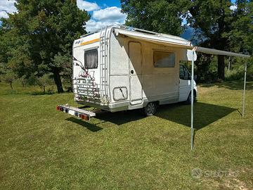 Camper Ford elnag