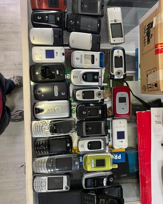 Cellulari e smartphone H3G - MOTOROLA - Nokia