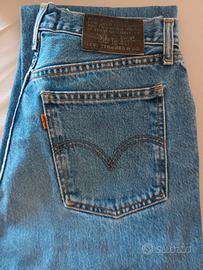 Levis 412